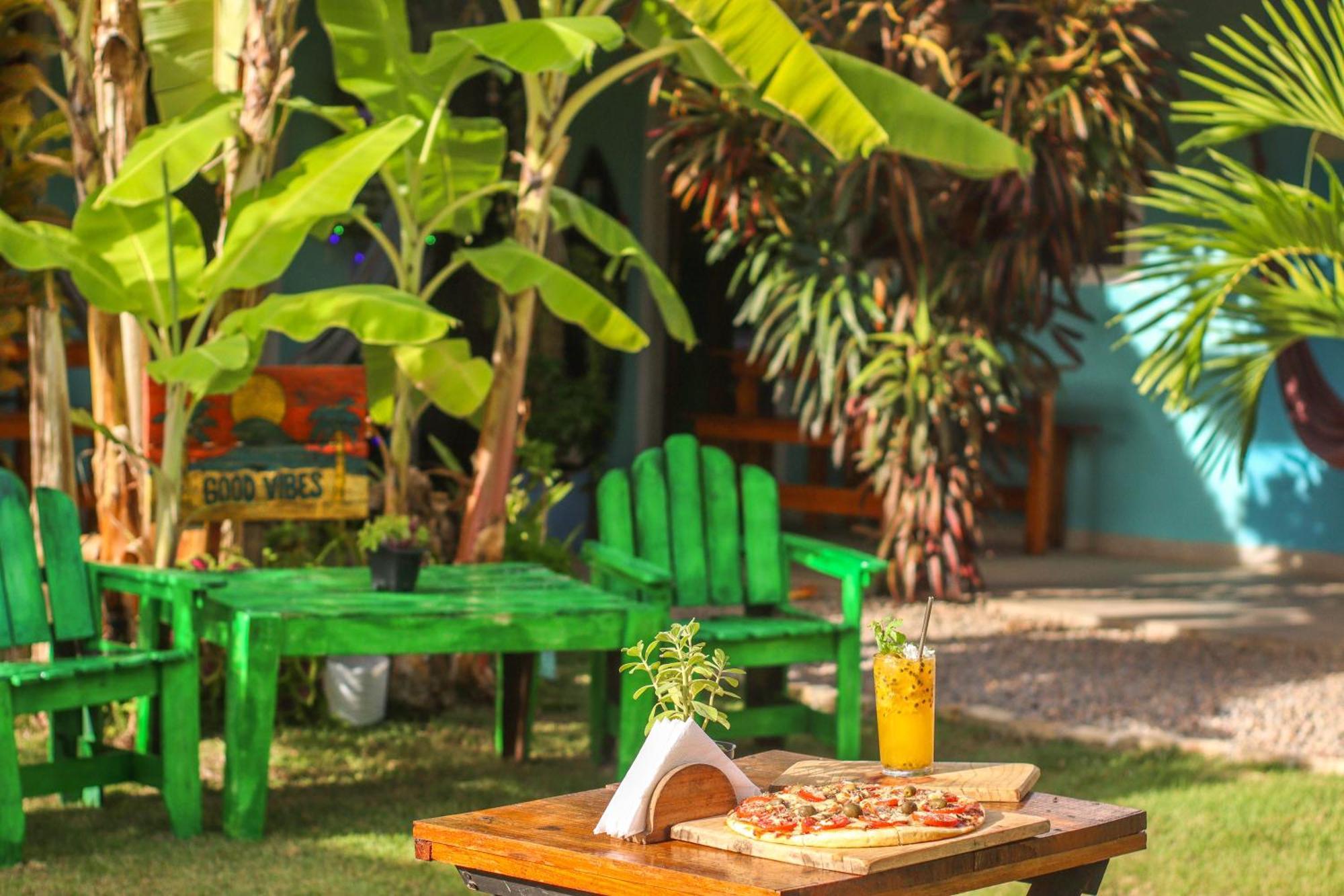 Back To The Beach Hostel - Pipa Praia de Pipa Екстер'єр фото